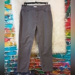 Croft & Barrow Gray Straight Leg Pants Size 14 Regular